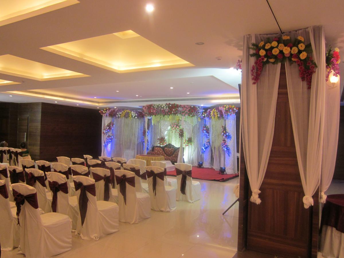 Vijaya Tej Clarks Inn Patna  Exterior foto